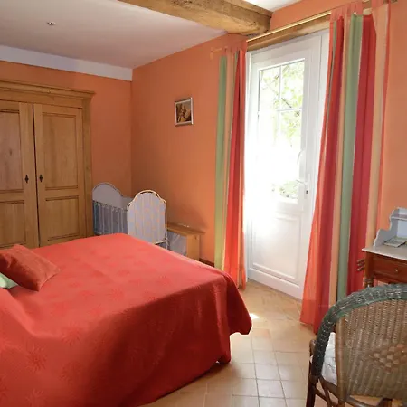 Holiday Home In Le Mesnil-Boeufs With Garden, Cleaning Included *